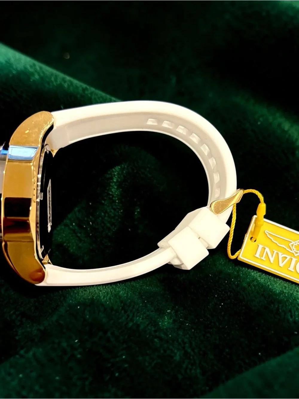 Invicta Sea Hunter Gold Dial White Strap 50 mm Quartz Chrono Men’s Watch